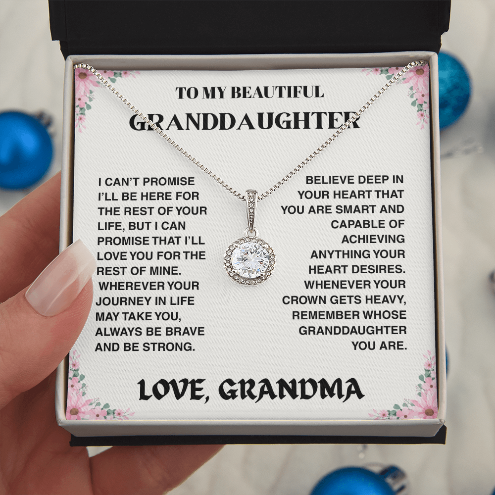 TREASORA - Cushion Star Necklace - Granddaughter