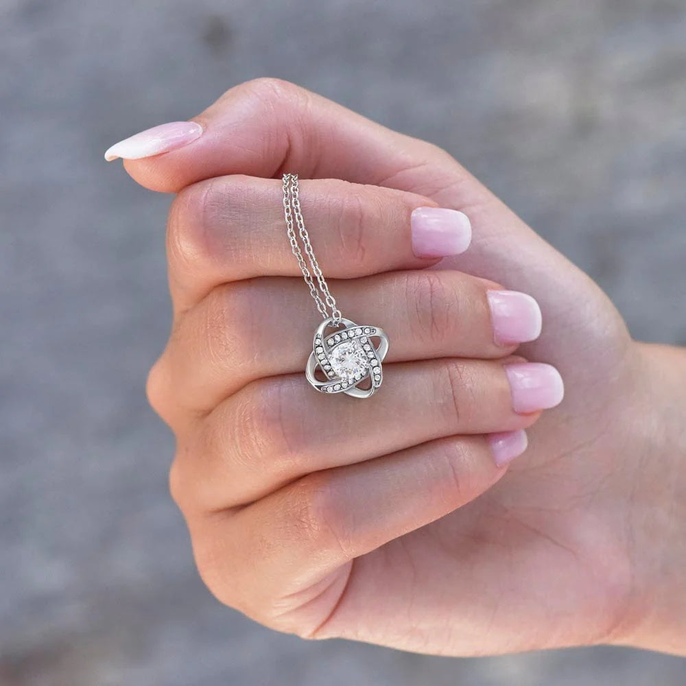 Vesta Knot Necklace - Granddaughter I'll Be Here - TRS002